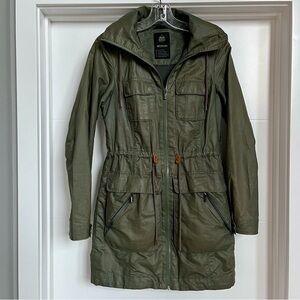 Columbia Omnishield Long Rain Jacket XS Green